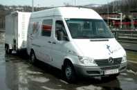 Sprinter mit Anhänger